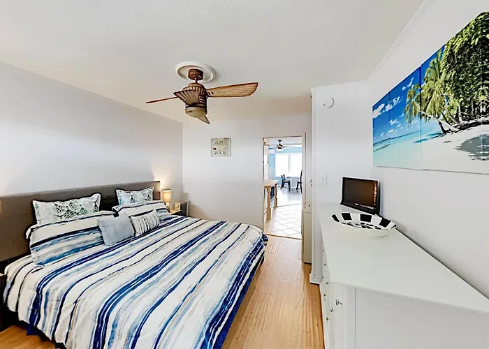 Bayshore Unit 69 Hotel