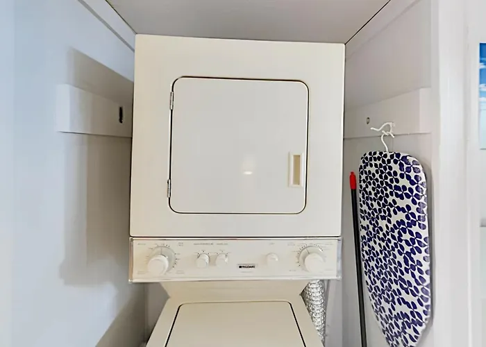 Hotel Bayshore Unit 69 Ocean City