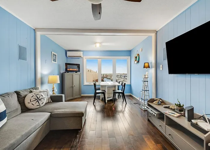 Bayshore Unit 69 Hotel
